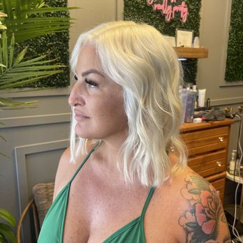 Shannon Elizabeth Hair - Blonding - Hair Salons Near Me - Tempe, Arizona Shannon Elizabeth Hair - Blonding - Hair Salons Near Me - Tempe, Arizona