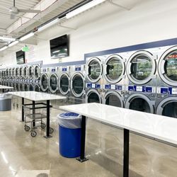 Laundry Express Wash & Fold - Oversized tables