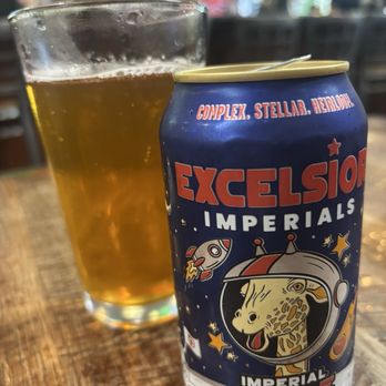 High Five Pizza - Cider with cold glass - Pizza Near Me - San Jose, California