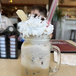 Dino's Family Restaurant - Oreo milkshake