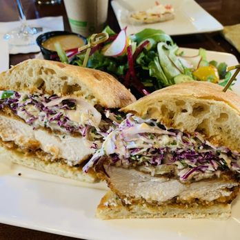 Vina Robles  - Chicken sandwich - Wineries Near Me - Paso Robles, California
