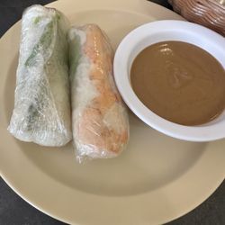 Pho & More - Spring rolls