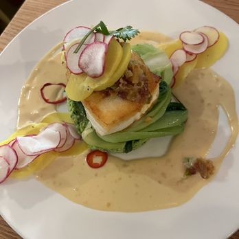 Crush Bistro - Halibut - New American Near Me - Anchorage, Alaska