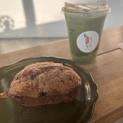 Kos Coffee - Iced matcha and banana bread