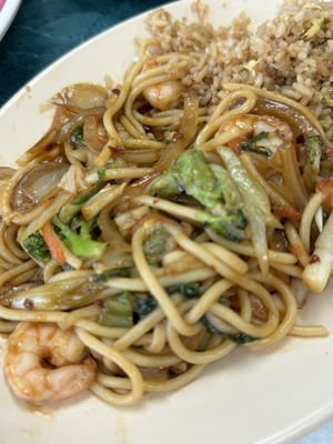 Canton Chinese Cuisine by null