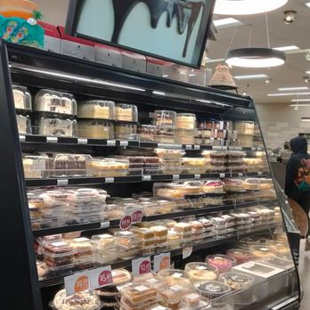 Lunds & Byerlys - Grocery Near Me - Wayzata, Minnesota Lunds & Byerlys - Grocery Near Me - Wayzata, Minnesota