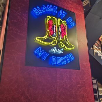 Ariat - Shoe Stores Near Me - Las Vegas, Nevada Ariat - Shoe Stores Near Me - Las Vegas, Nevada