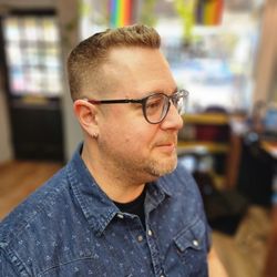 Barnhart’s Barbershop