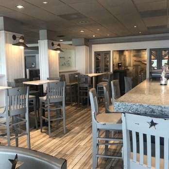 Monument Inn - Seafood Near Me - La Porte, Texas