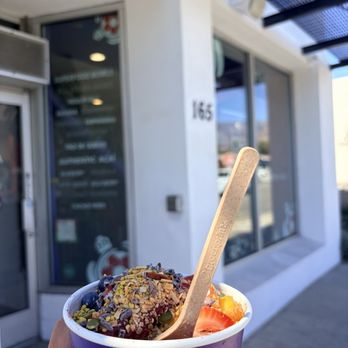 Ubatuba Açaí - Pasadena - Medium made my way! This place is great! - Acai Bowls Near Me - Pasadena, California Ubatuba Açaí - Pasadena - Medium made my way! This place is great! - Acai Bowls Near Me - Pasadena, California