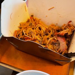 Bear's Smokehouse Barbecue - Pulled pork