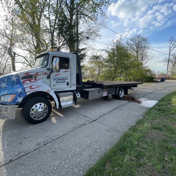 America's Choice Towing Service - Towing Near Me - St. Louis, Missouri America's Choice Towing Service - Towing Near Me - St. Louis, Missouri