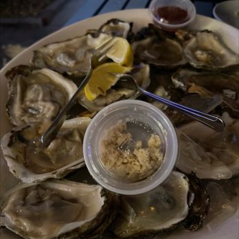 Sal's Ballyhoo's - Oysters! - Seafood Near Me - Key Largo, Florida Sal's Ballyhoo's - Oysters! - Seafood Near Me - Key Largo, Florida