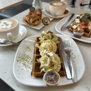 Leon Coffee House - The spread - IG @bougiefoodieboi - Coffee & Tea Near Me - Seattle, Washington