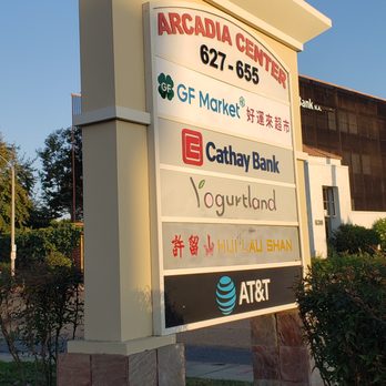 Arcadia Center - Shopping Centers Near Me - Arcadia, California
