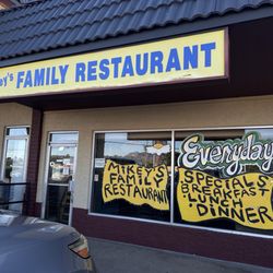 Mikey's Family Restaurant