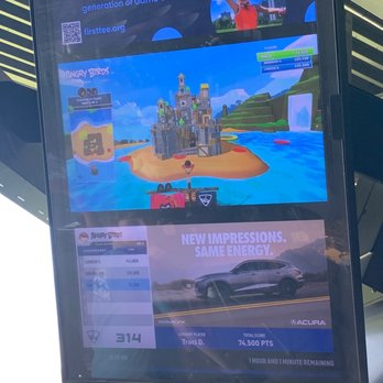 Topgolf - New American Near Me - Edison, New Jersey