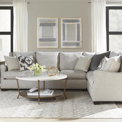 California Style - Sectional Sofa & Coffee Table