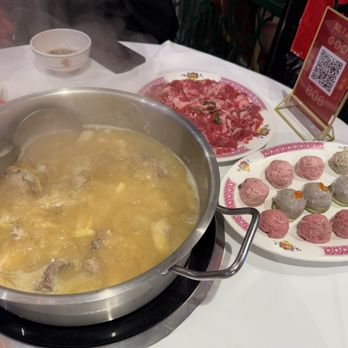 Loon Fong - Hot Pot Near Me - Richmond Hill, Ontario Loon Fong - Hot Pot Near Me - Richmond Hill, Ontario
