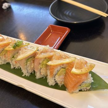 Tokyo Sushi Loha - Lemon Roll - Sushi Bars Near Me - San Diego, California Tokyo Sushi Loha - Lemon Roll - Sushi Bars Near Me - San Diego, California