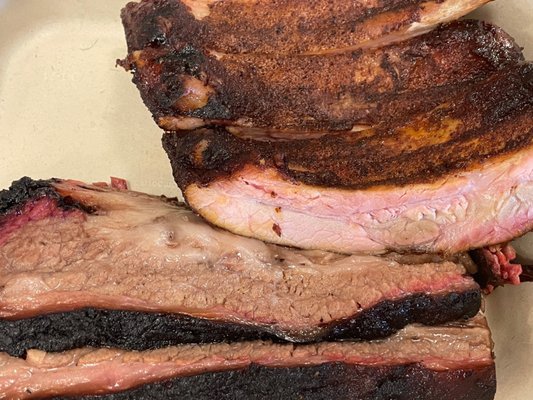 Pig in a Pickle BBQ by null