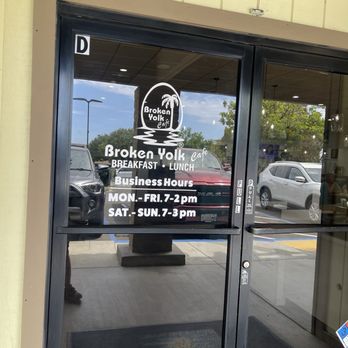 Broken Yolk Cafe - Hours - Breakfast & Brunch Near Me - La Verne, California