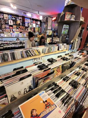 Park Ave CDs by null