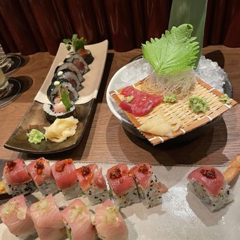 Azumi - Sushi Bars Near Me - Houston, Texas