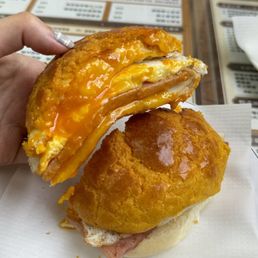 Pineapple Bun with Ham and Egg Pineapple Bun with Ham and Egg