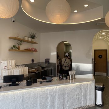 7 Miles Tea Lab - inside, ordering area - Bubble Tea Near Me - Artesia, California