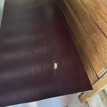 Ox and Bull Logistics - Dresser damage (no moving blankets used) - Movers Near Me - Atlanta, Georgia Ox and Bull Logistics - Dresser damage (no moving blankets used) - Movers Near Me - Atlanta, Georgia