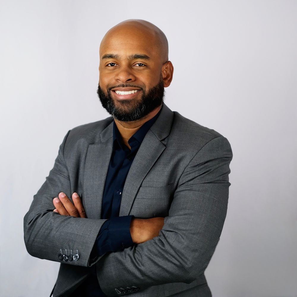 Eldeen Ebanks - Momentum Realty - veterans service organization in Jacksonville, FL