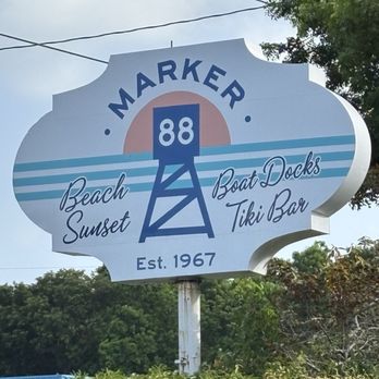 Marker 88 - Cute and very visible signage from overseas highway - Seafood Near Me - Islamorada, Florida