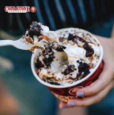 Cold Stone Creamery by null