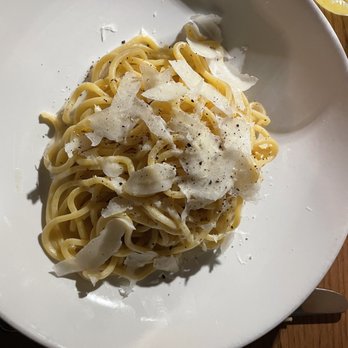 Evelina - Cacio e pepe - Italian Near Me - Brooklyn, New York Evelina - Cacio e pepe - Italian Near Me - Brooklyn, New York