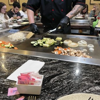 Hino Oishi - Chef cooking - Japanese Near Me - Fresno, California Hino Oishi - Chef cooking - Japanese Near Me - Fresno, California