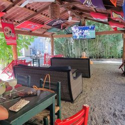 de la Huerta Saiz Sandra Fernanda - Foot ball viewing  patio