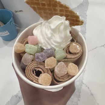 On A Roll - Matcha Mochi 10/10 - Ice Cream & Frozen Yogurt Near Me - Anaheim, California