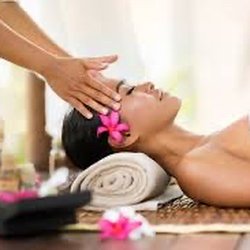 Crystal Massage & Head Spa