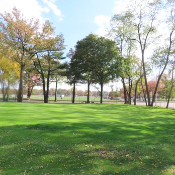 Flushing Meadows Golf Center - Pitch & Putt - Golf Near Me - Flushing, New York