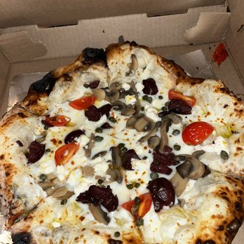 Osteria Ama - Funghi Pizza - Italian Near Me - Chadds Ford, Pennsylvania