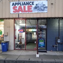 GB Appliance Outlet - Back of building