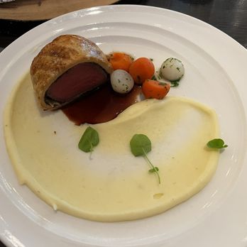 Gordon Ramsay Hell's Kitchen - Beef Wellington - New American Near Me - Miami, Florida