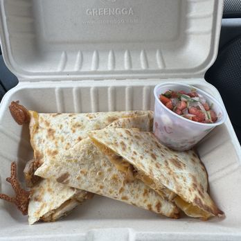 Taco Zocalo - Chicken Quesadilla W/Meat - Mexican Near Me - Reston, Virginia