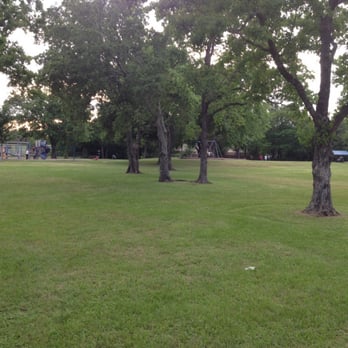 R. L. & Cora Johnson Park - Matured trees and open grassy area - Parks Near Me - Houston, Texas
