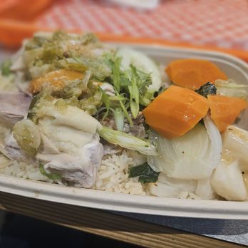 Dabao Singapore - Hainanese chicken, poached - Singaporean Near Me - San Francisco, California Dabao Singapore - Hainanese chicken, poached - Singaporean Near Me - San Francisco, California