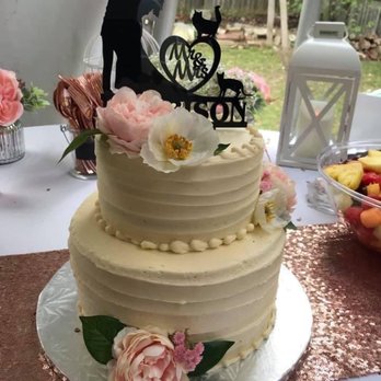 Devour Desserts - Wedding cake for our small wedding - Desserts Near Me - Mantua Township, New Jersey