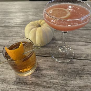 Small Barn - Cocktails - New American Near Me - Temecula, California Small Barn - Cocktails - New American Near Me - Temecula, California
