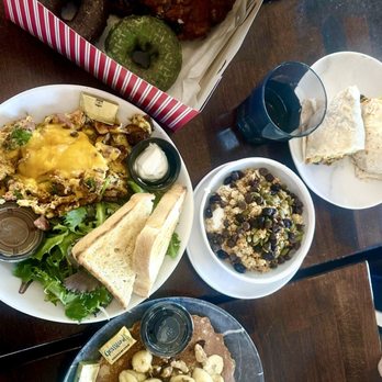 Apple Fritter - Lulu Scramble, Granola, Ultimate Pancakes - Burgers Near Me - San Mateo, California