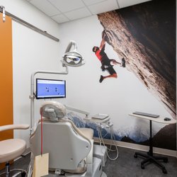 Salt Lake Modern Dentistry - Our paperless system delivers electronic charting, digital imaging and enhanced case presentation at chair side.